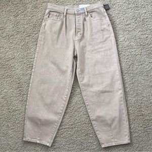 NWT High-rise Balloon style jeans fro a.n.a.